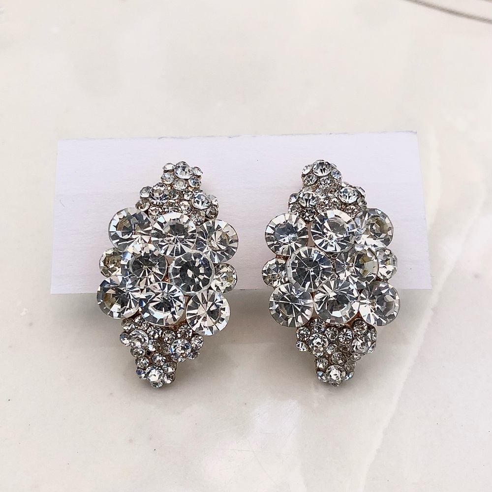 BOGOFREE Crystal Clip On Earrings